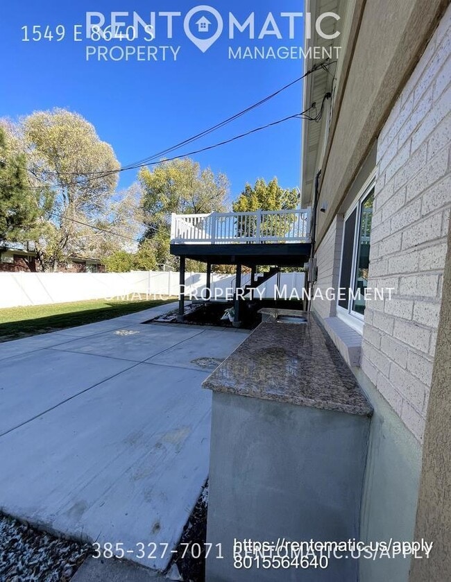 Building Photo - 1549 E 8640 S