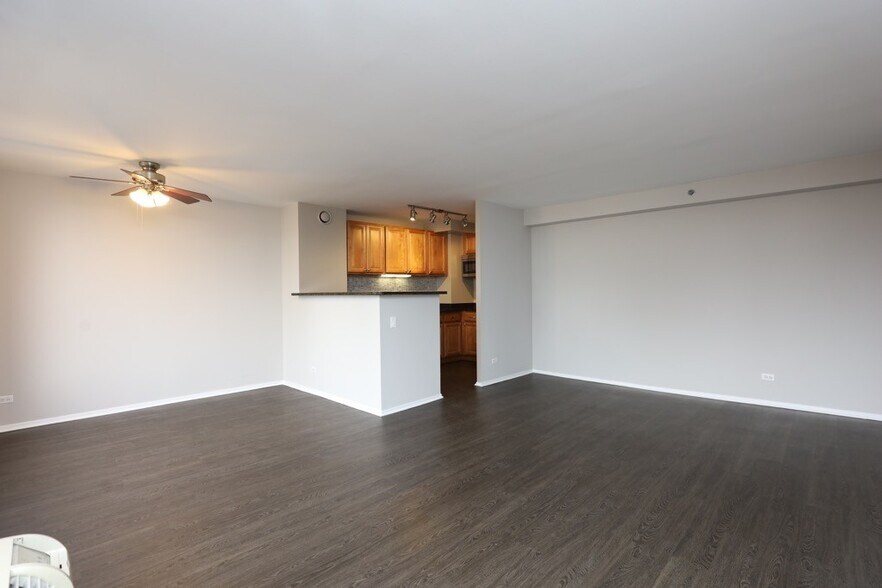 Building Photo - 4334 N Hazel St