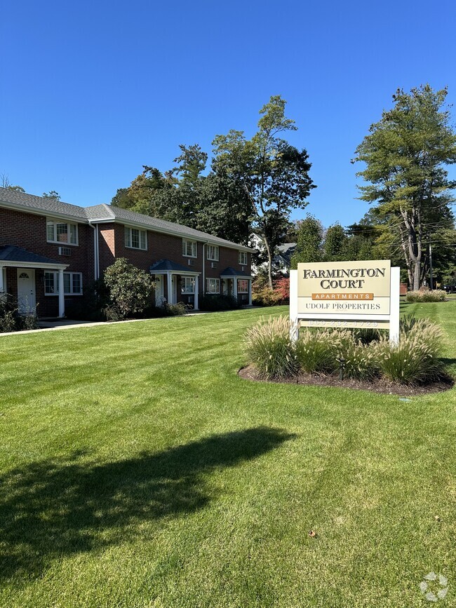 Building Photo - Farmington Court Apartments