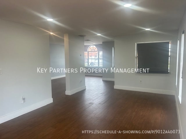 Building Photo - 16001 SW 140th Ct