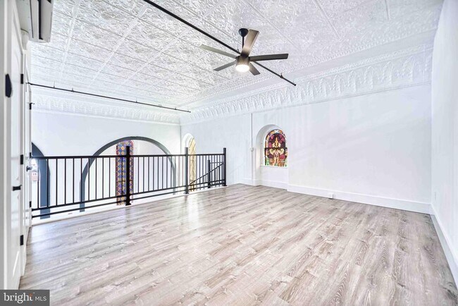 Building Photo - 177 Chestnut St