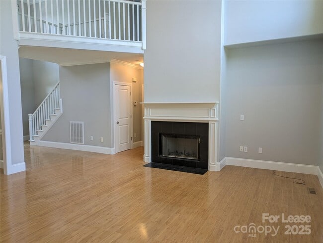 Building Photo - 103 Hickory Hill Rd
