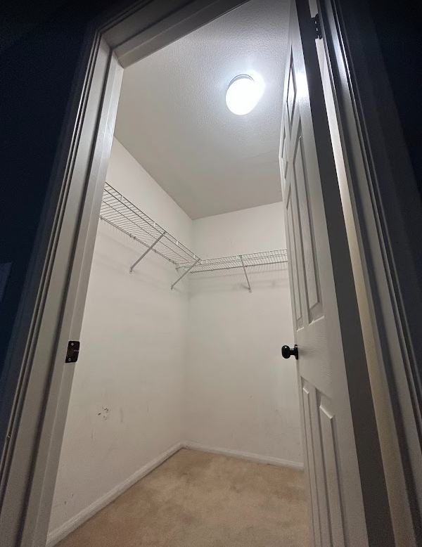 Building Photo - 10 W Borden Rd