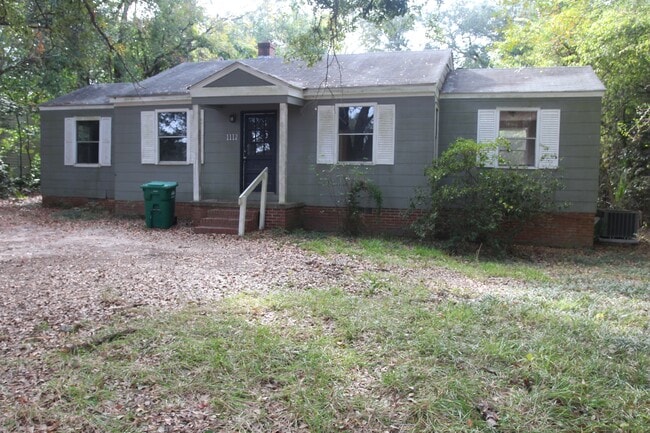 Primary Photo - 1112 13th Ave