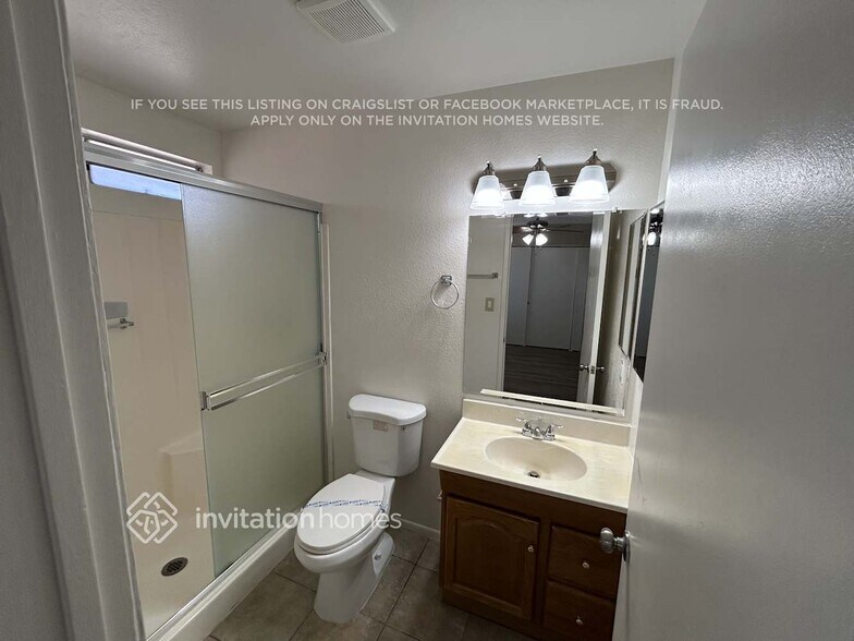 Building Photo - 4249 E Yowy St