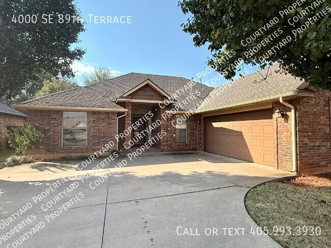 Building Photo - 4000 SE 89th Terrace