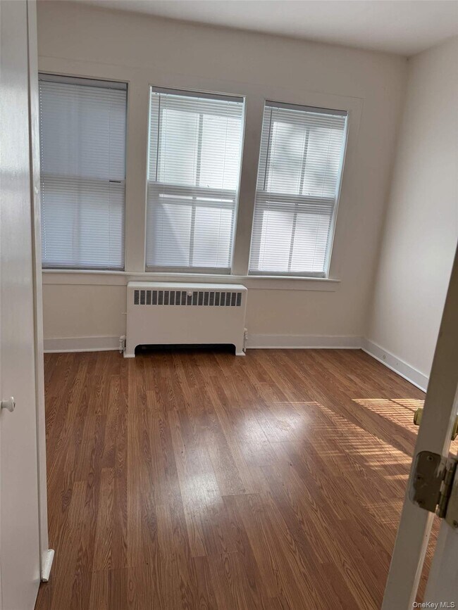 Building Photo - 50 NY-343