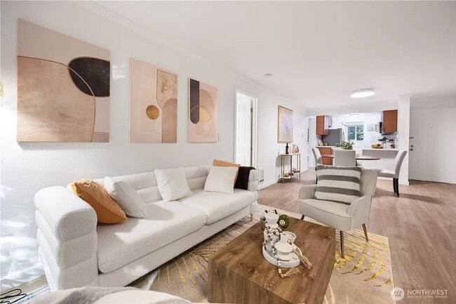 Building Photo - 2Bd/1.75Ba Kirkland Condo