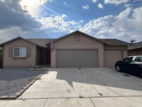 Building Photo - Beautiful Home For Rent in Fernley