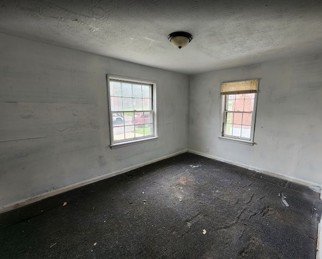 Building Photo - 9152 Newby St