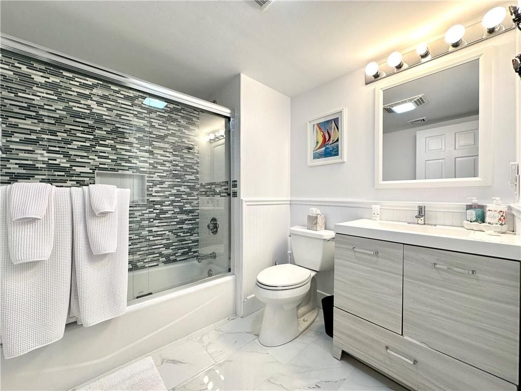 Building Photo - 90 Wolcott Ave