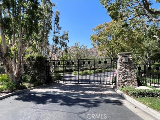 Building Photo - 19 Moonridge Ct