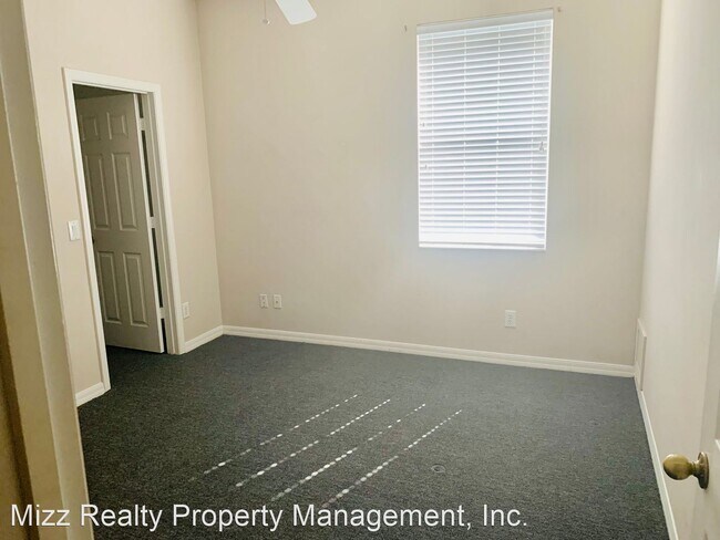 Building Photo - 4 br, 3 bath House - 433 Heather Hills Drive