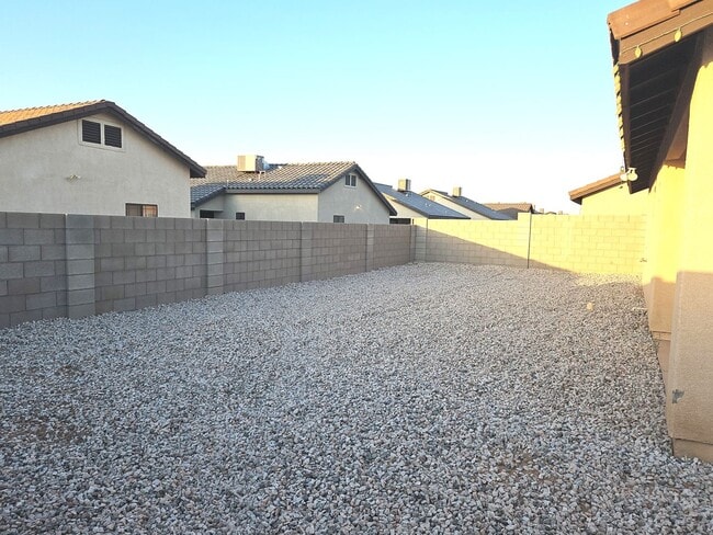 Building Photo - 3 bedroom/2 bath home for Rent