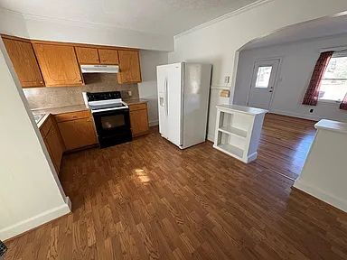 Building Photo - 2534 Cole Dr
