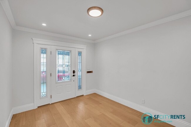 Building Photo - Diamond Heights/Noe Valley: Single Family Home w/ Guest Suite, Yard, Garage & EV Charger