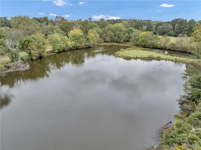 Building Photo - 15 Arpege Way NW