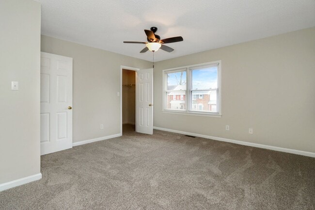 Building Photo - 101 Kingsbridge Ln