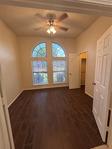 Building Photo - 1615 Ariel Dr