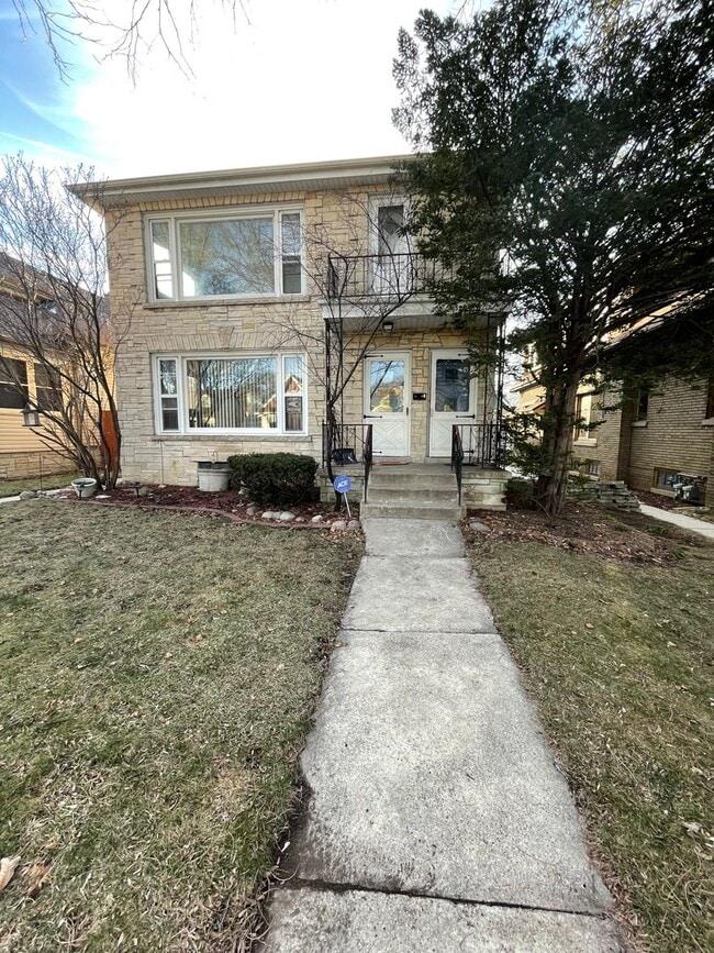 Building Photo - 3155 N 52nd St