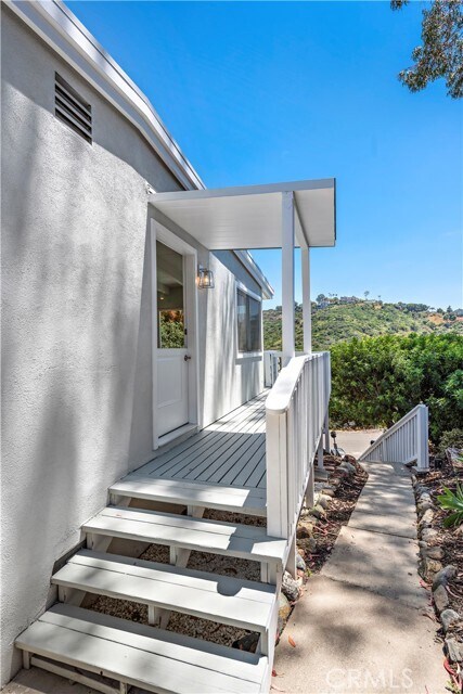 Building Photo - 1435 Bluebird Canyon Dr