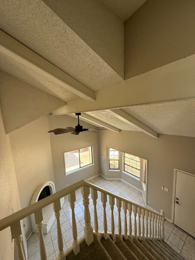 Building Photo - 11708 Sierra Azul Dr