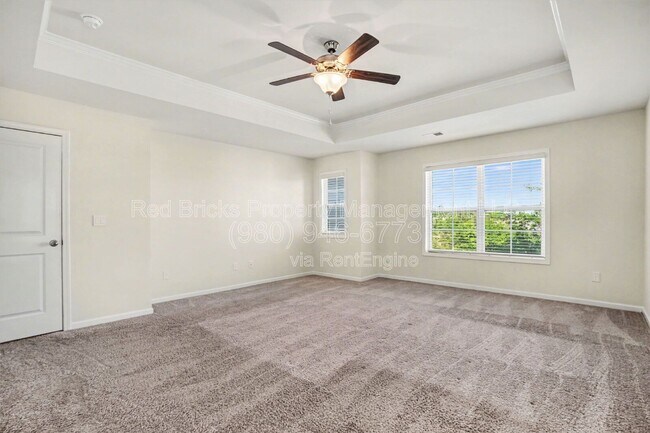 Building Photo - 1569 Cambria Ct