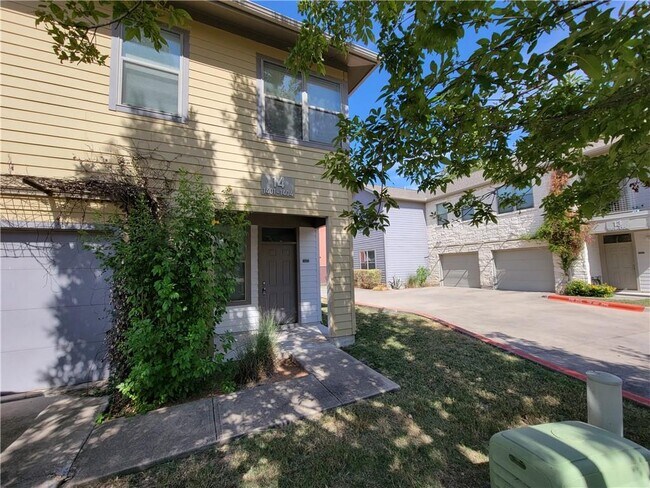 Building Photo - 1201 Grove Blvd