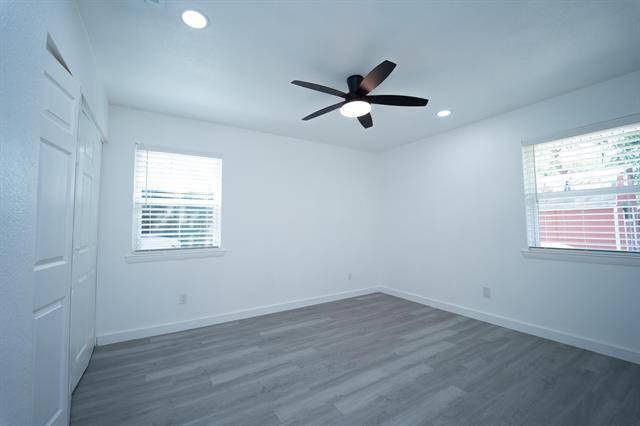 Building Photo - 404 Westwood Dr