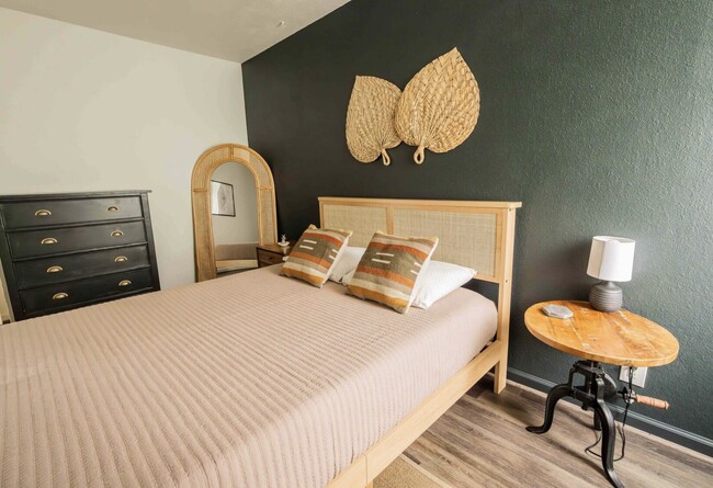 Bedroom 1 - 84-575 Kili Dr