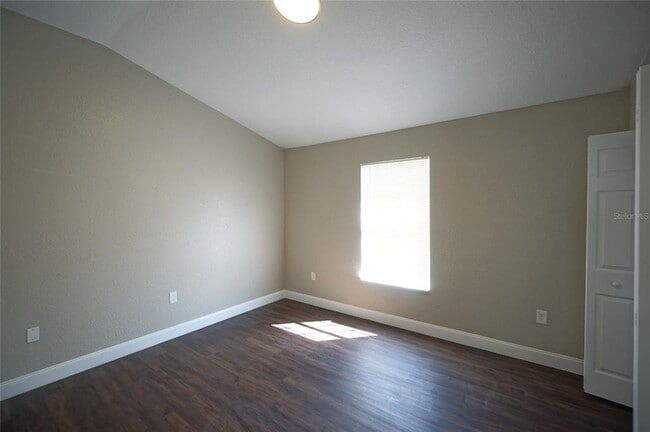 Building Photo - 4146 Bismarck Palm Dr