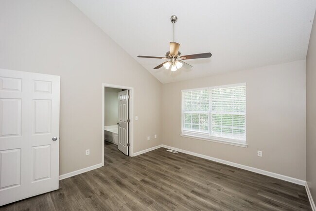 Building Photo - 4737 Brookwood View