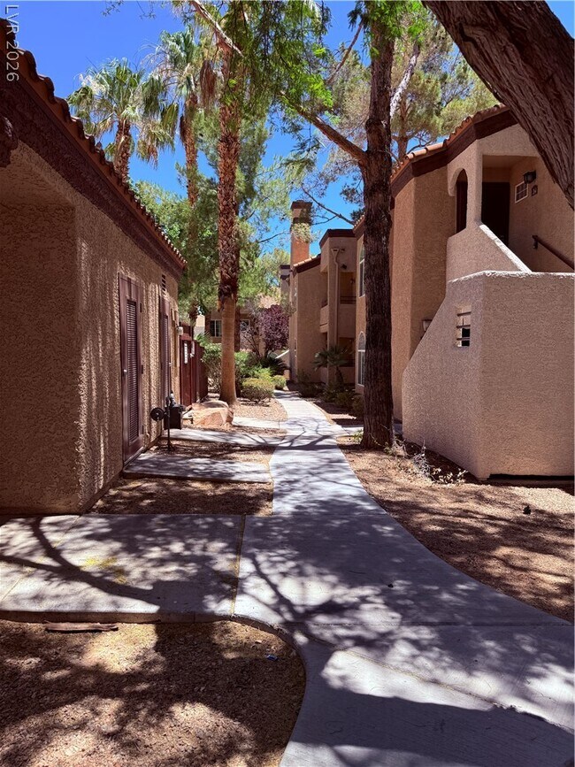 Building Photo - 9325 W Desert Inn Rd