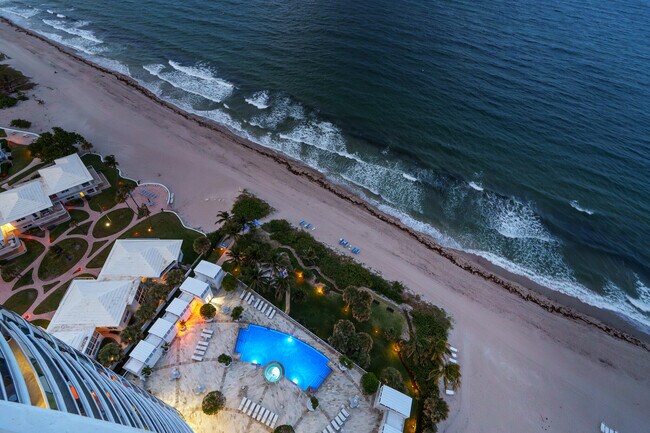 Building Photo - 1600 S Ocean Blvd