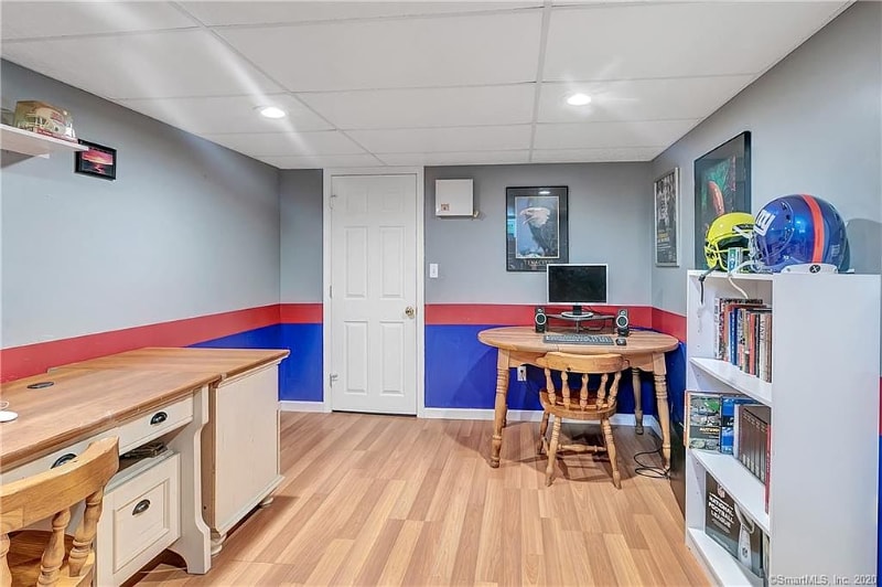 Building Photo - 111 Marcroft St