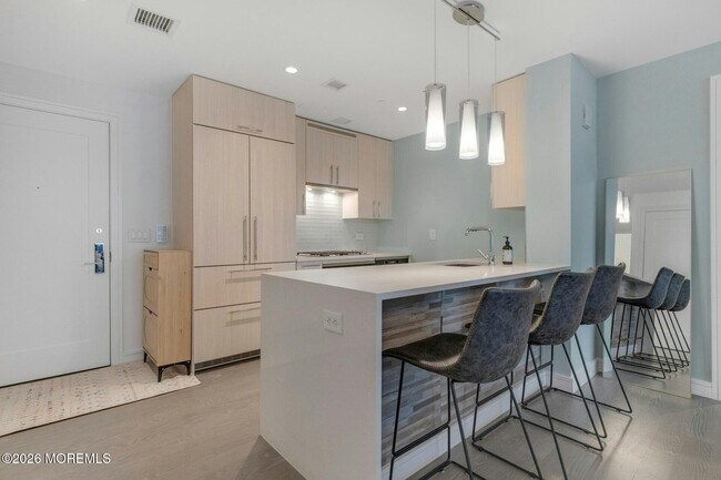 Building Photo - 30 Melrose Terrace