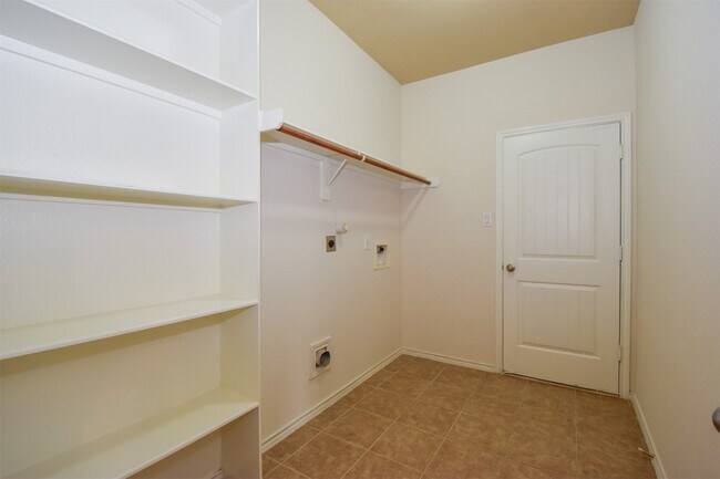 Building Photo - 3615 Bridgebluff Ln