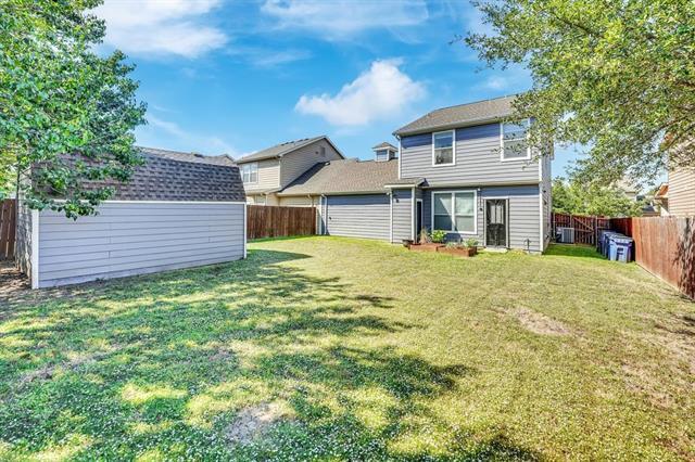 Building Photo - 909 Carlton Rd