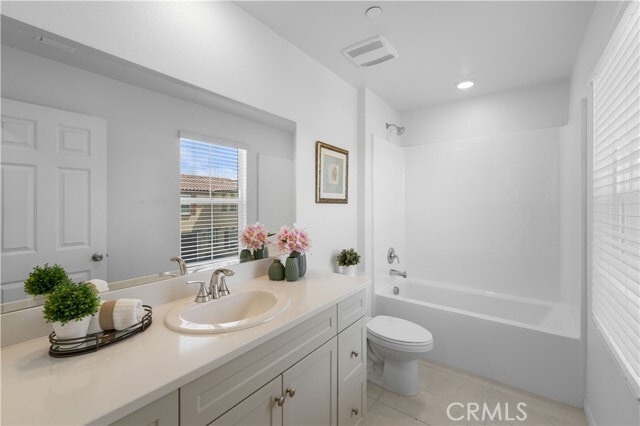 Building Photo - 3918 E Cambria Privado