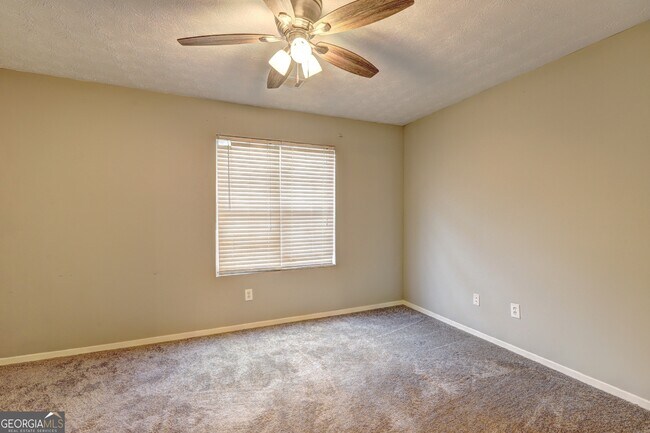 Building Photo - 6706 Witherington Ct NW