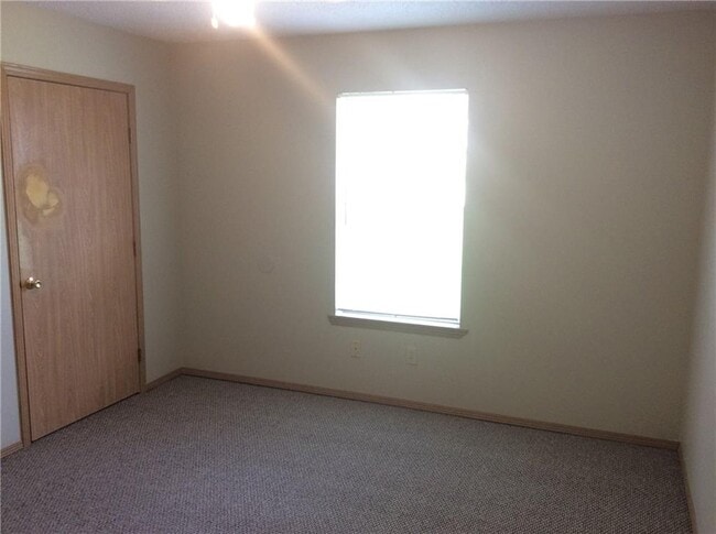 Building Photo - 1510 N Bernice Dr