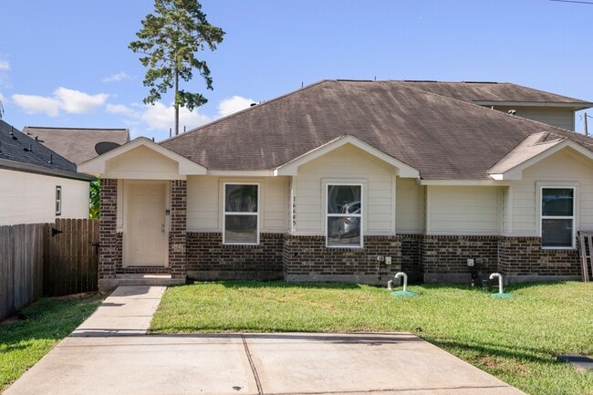 Building Photo - 16645 E Forrestal