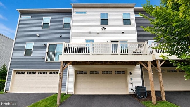 Building Photo - 9008 Armstrong Ln