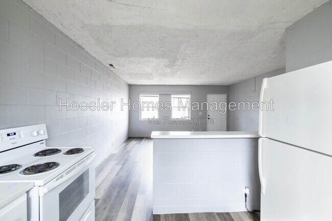 Building Photo - 1254 W 23rd St