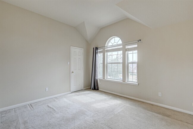 Building Photo - 11205 Sunlit Bay Dr