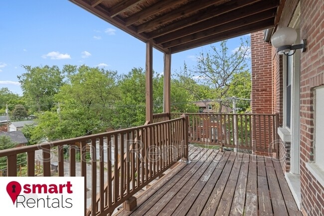 Building Photo - 4101 Flad Ave