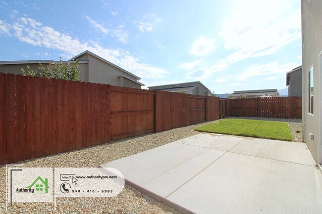 Building Photo - 847 Congaree Ln