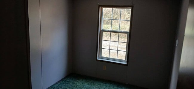 Building Photo - 2711 Windy Hill Rd