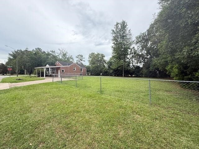 Building Photo - 1523 E Pinetree Blvd