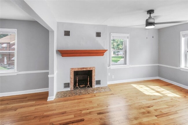 Building Photo - 1055 Terrace Dr